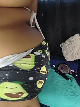 Snapshot of Yera_brown69 chatting on March 2026 03:51:01 PM Yera brown69 online show from March 2026 03:51:01 PM