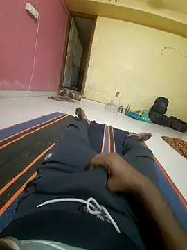 choot paglu online show from November 2025 02:07:02 PM