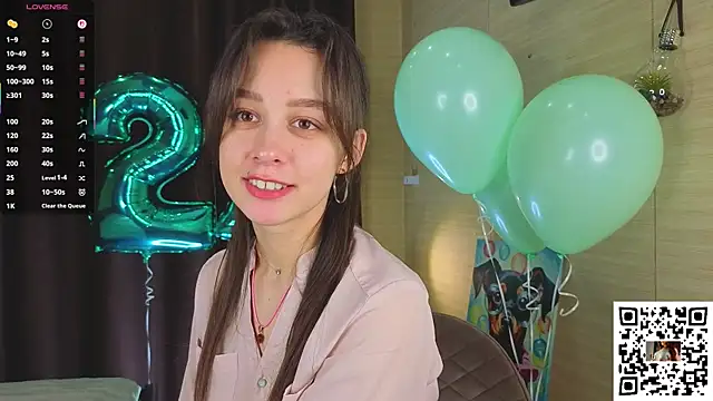 Snapshot of VineciaDestors chatting on October 2025 05:46:02 PM VineciaDestors online show from October 2025 05:46:02 PM