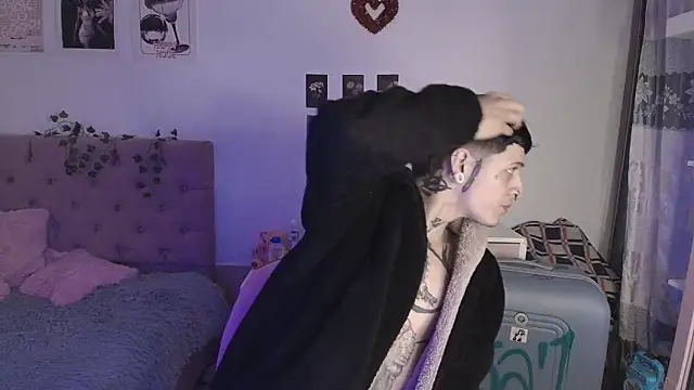 Snapshot of 2cyboy_ chatting on September 2025 08:21:02 PM 2cyboy online show from September 2025 08:21:02 PM