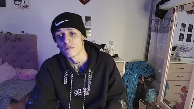 Snapshot of 2cyboy_ chatting on October 2025 08:28:01 PM 2cyboy online show from October 2025 08:28:01 PM