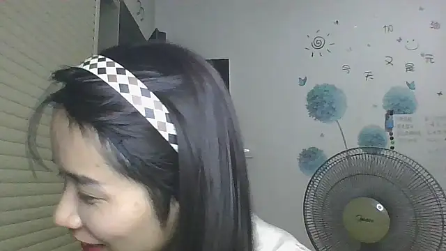 Monice1314 online show from September 2025 12:20:01 PM