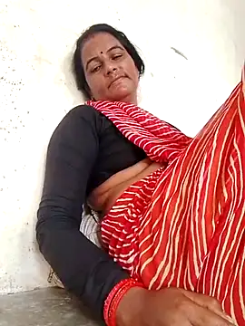 Suhani hot12 online show from October 2025 10:24:01 AM