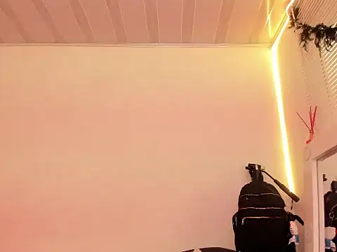 Snapshot of Dullcemariia_1s chatting on October 2025 07:23:02 PM Dullcemariia 1s online show from October 2025 07:23:02 PM