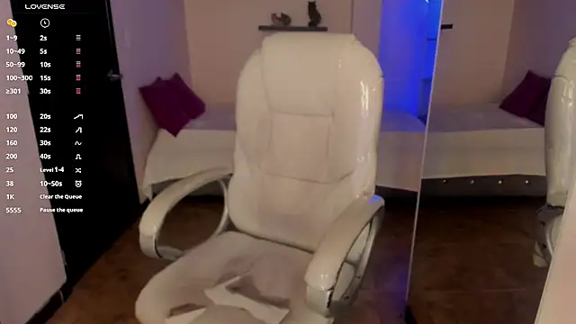 Snapshot of Dullcemariia_1s chatting on October 2025 06:42:02 PM Dullcemariia 1s online show from October 2025 06:42:02 PM