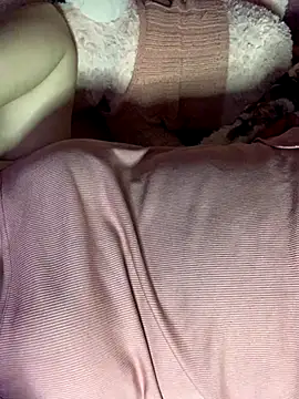 Snapshot of Star-sweet chatting on October 2025 08:34:01 AM Star-sweet online show from October 2025 08:34:01 AM