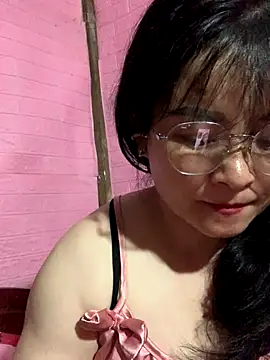 Snapshot of Star-sweet chatting on October 2025 04:18:02 PM Star-sweet online show from October 2025 04:18:02 PM