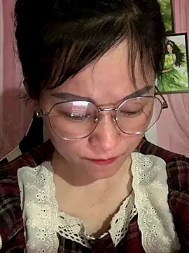 Snapshot of Star-sweet chatting on October 2025 06:58:02 AM Star-sweet online show from October 2025 06:58:02 AM