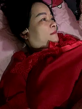 Snapshot of Star-sweet chatting on October 2025 01:46:01 AM Star-sweet online show from October 2025 01:46:01 AM