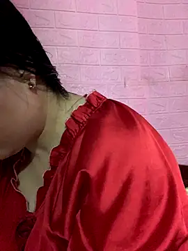 Snapshot of Star-sweet chatting on November 2025 04:45:02 AM Star-sweet online show from November 2025 04:45:02 AM