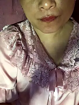 Snapshot of Star-sweet chatting on November 2025 01:39:02 AM Star-sweet online show from November 2025 01:39:02 AM