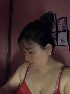 Snapshot of Star-sweet chatting on November 2025 12:02:01 AM Star-sweet online show from November 2025 12:02:01 AM