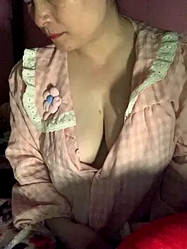 Snapshot of Star-sweet chatting on November 2025 04:00:01 PM Star-sweet online show from November 2025 04:00:01 PM