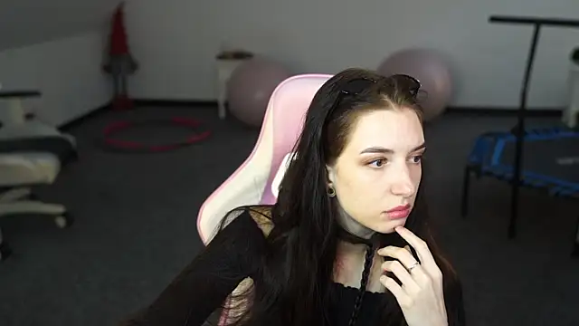 Snapshot of _Lili_054 chatting on September 2025 10:28:01 AM  Lili 054 online show from September 2025 10:28:01 AM