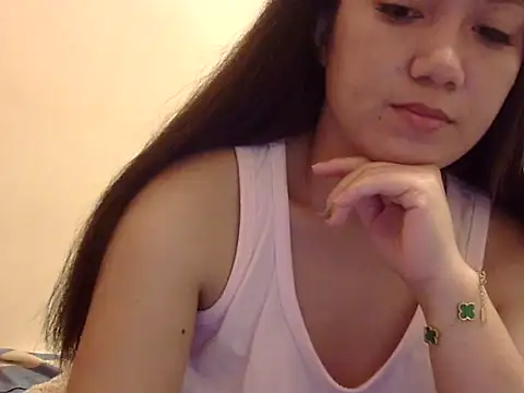 Lovelyclaya online show from November 2025 12:26:01 PM