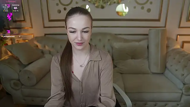 Snapshot of Ella_054 chatting on April 2026 03:09:01 PM Ella 054 online show from April 2026 03:09:01 PM