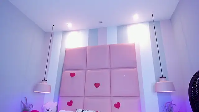 CarolinaFerrer online show from February 2026 01:28:02 PM