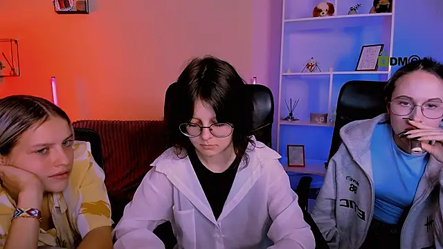 samanta hotty online show from December 2025 08:37:02 PM