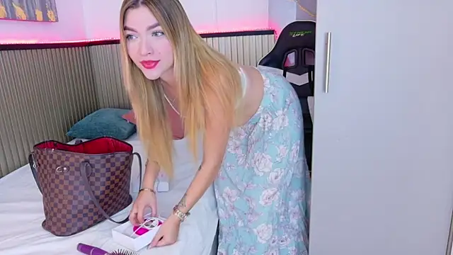 Sammy Lovee online show from December 2025 07:21:02 PM