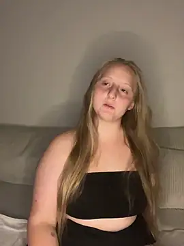 young hailey online show from September 2025 05:35:02 PM