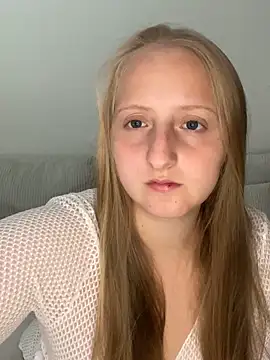 young hailey online show from September 2025 07:33:02 AM