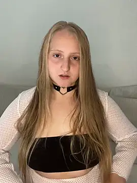 young hailey online show from October 2025 07:36:02 AM