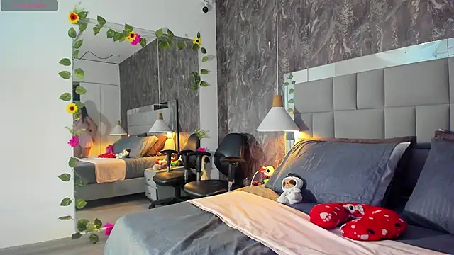 Snapshot of yiyisandoval chatting on April 2026 09:37:01 PM yiyisandoval online show from April 2026 09:37:01 PM