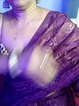 monaa-darling online show from November 2025 05:45:02 PM