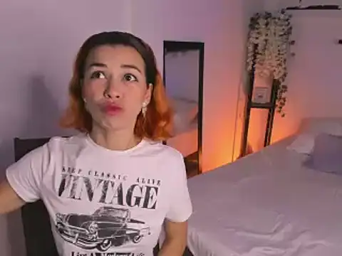 selene boyer online show from November 2025 10:10:02 PM