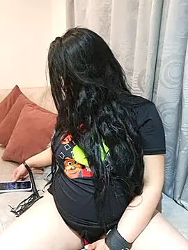 Alessandraa- online show from December 2025 05:13:01 AM