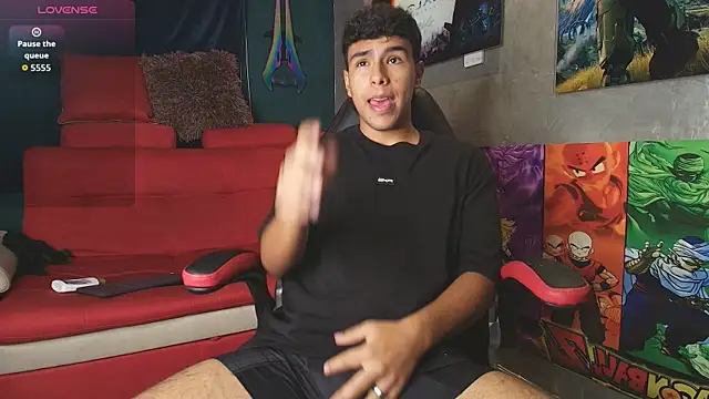 Snapshot of CHR58_ chatting on March 2026 12:43:01 AM CHR58 online show from March 2026 12:43:01 AM