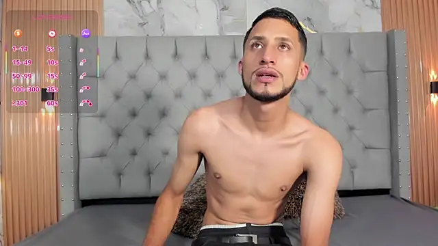 Snapshot of Akame_Draco chatting on September 2025 03:27:02 AM Akame Draco online show from September 2025 03:27:02 AM