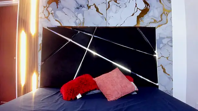 Snapshot of Akame_Draco chatting on October 2025 03:47:01 AM Akame Draco online show from October 2025 03:47:01 AM