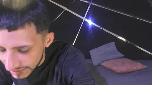 Snapshot of Akame_Draco chatting on October 2025 03:42:02 AM Akame Draco online show from October 2025 03:42:02 AM