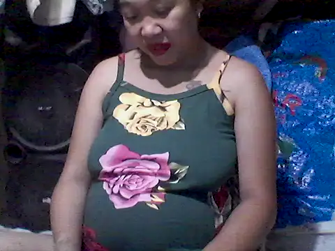 Snapshot of maypah chatting on April 2026 12:43:01 PM maypah online show from April 2026 12:43:01 PM