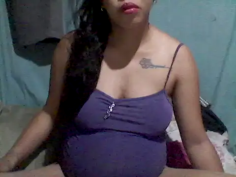 Snapshot of maypah chatting on April 2026 12:02:01 AM maypah online show from April 2026 12:02:01 AM