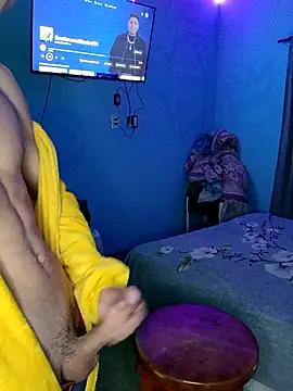 Snapshot of matiatr1112 chatting on September 2025 04:01:01 AM matiatr1112 online show from September 2025 04:01:01 AM