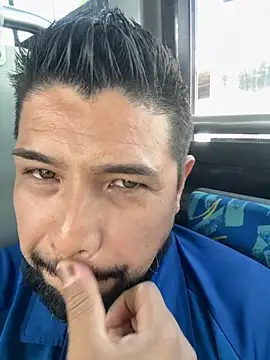 Snapshot of cfomega4592 chatting on November 2025 05:17:02 PM cfomega4592 online show from November 2025 05:17:02 PM