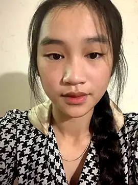 -Lie-06 online show from September 2025 05:42:01 AM