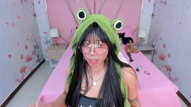 Snapshot of SafiroAgataaa chatting on November 2025 03:16:01 AM SafiroAgataaa online show from November 2025 03:16:01 AM