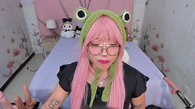 Snapshot of SafiroAgataaa chatting on November 2025 08:00:01 PM SafiroAgataaa online show from November 2025 08:00:01 PM