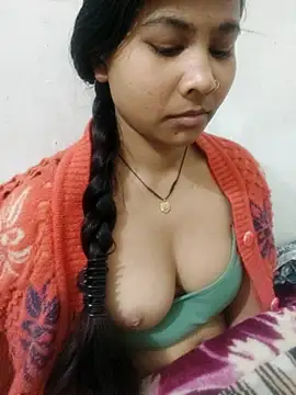Snapshot of Vaani_Cutie chatting on February 2026 02:03:01 PM Vaani Cutie online show from February 2026 02:03:01 PM