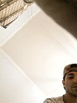 zaikman19 online show from May 2026 06:49:02 PM