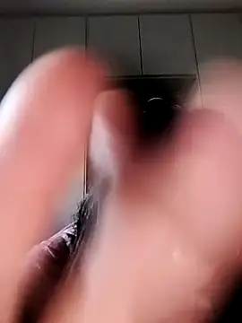 caldaevogliosa81 online show from October 2025 09:18:01 AM