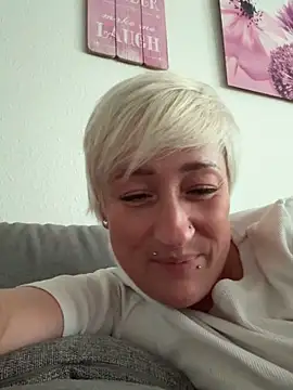 Rozendefotz online show from May 2026 06:47:02 PM
