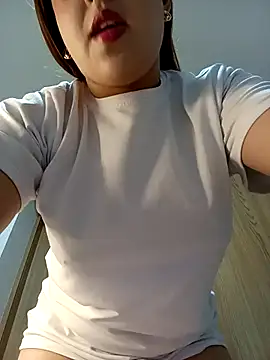 Snapshot of Tamara_valentine chatting on March 2026 10:30:02 AM Tamara valentine online show from March 2026 10:30:02 AM