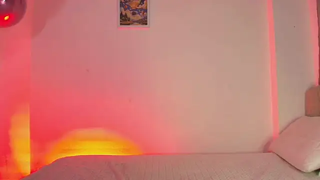 Snapshot of BrunnetAri_ chatting on August 2026 10:30:01 PM BrunnetAri online show from August 2026 10:30:01 PM