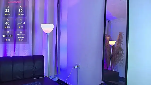 Cat Kiss online show from October 2025 03:13:02 AM