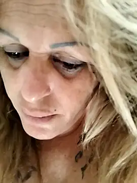 canariamorbosa online show from November 2025 11:21:01 AM