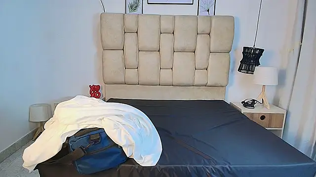 Snapshot of elizawiliamst chatting on September 2025 11:54:01 AM elizawiliamst online show from September 2025 11:54:01 AM